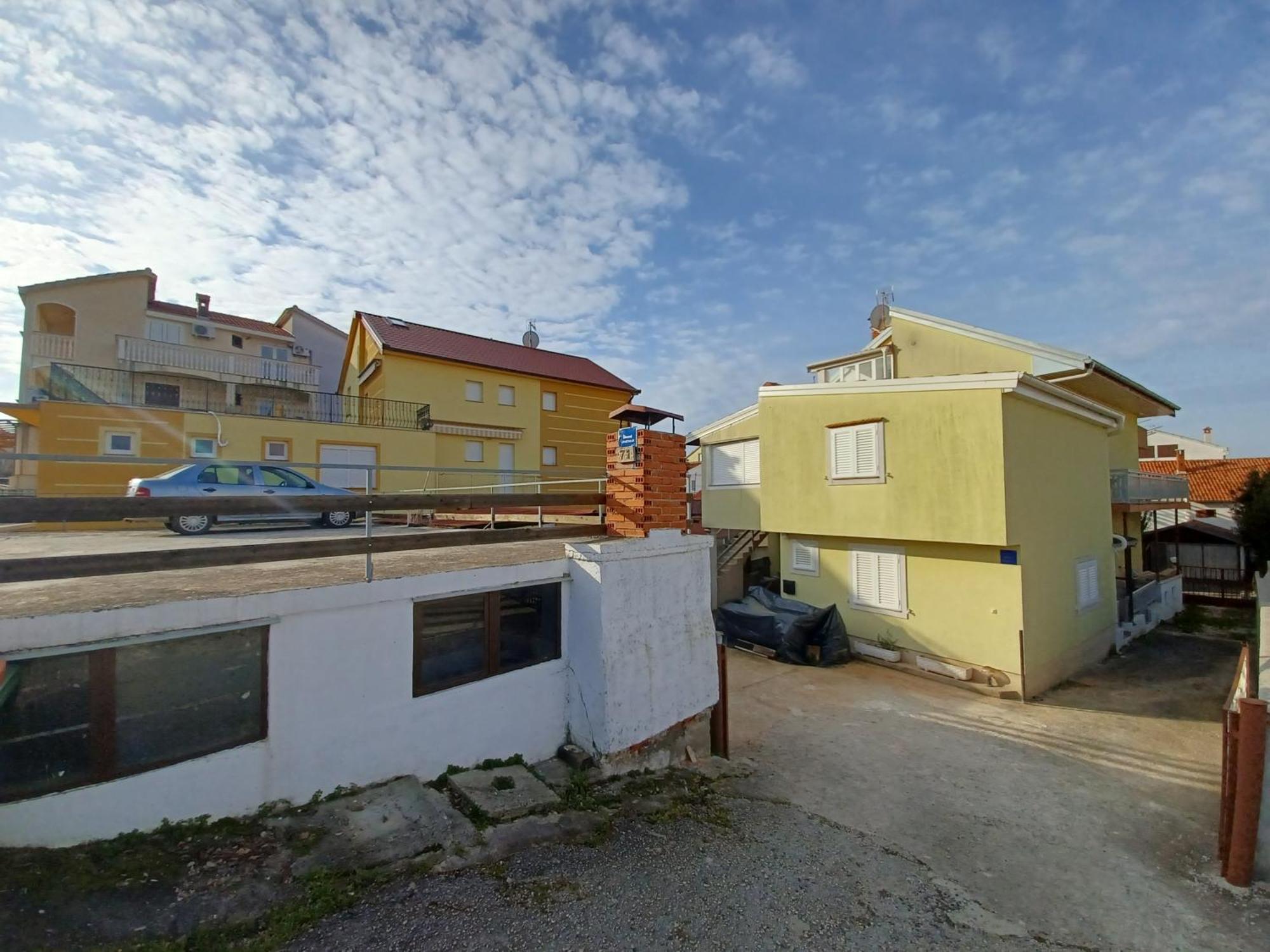 Family Apartments Zadar - Ryanair Exclusive エクステリア 写真