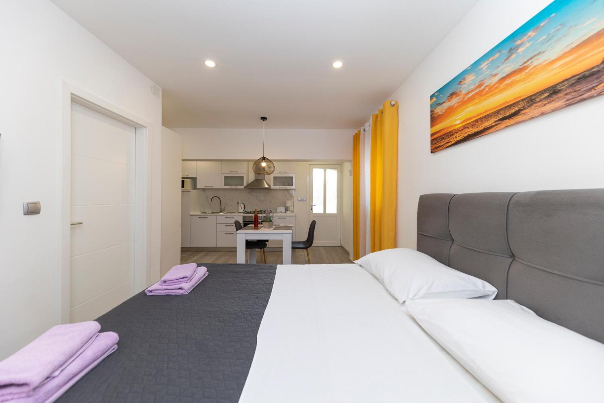 Family Apartments Zadar - Ryanair Exclusive エクステリア 写真