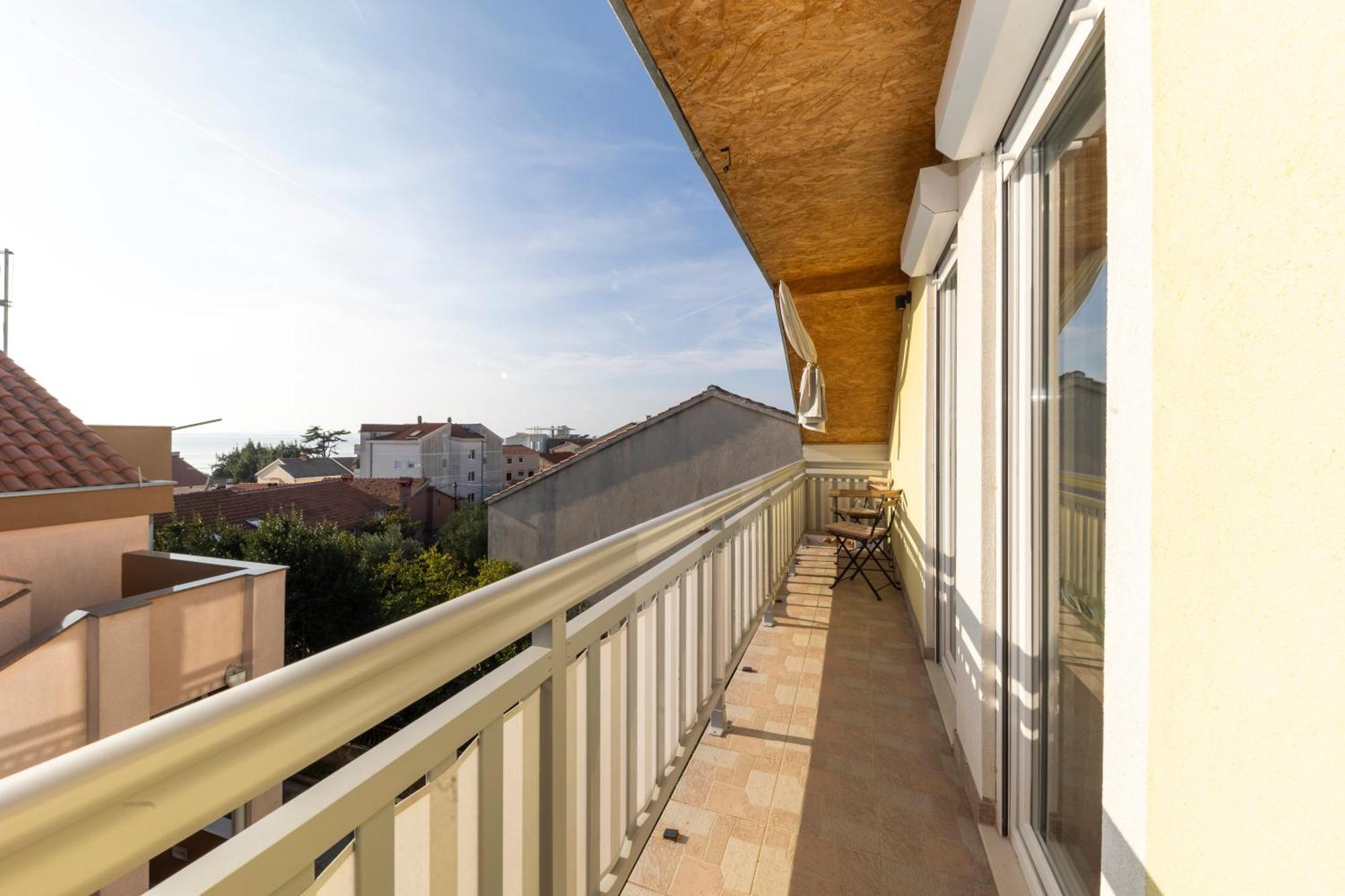 Family Apartments Zadar - Ryanair Exclusive エクステリア 写真