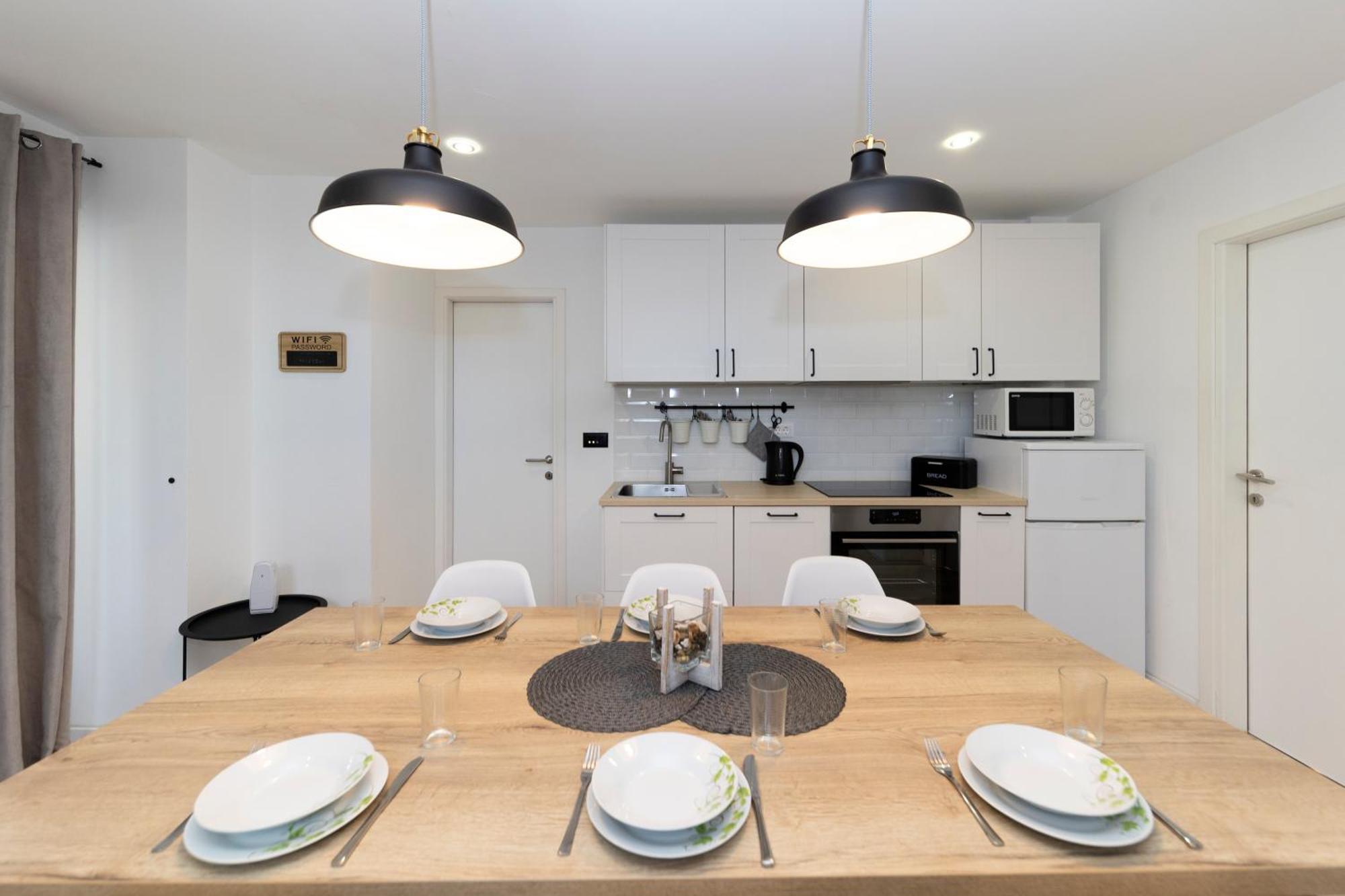 Family Apartments Zadar - Ryanair Exclusive エクステリア 写真